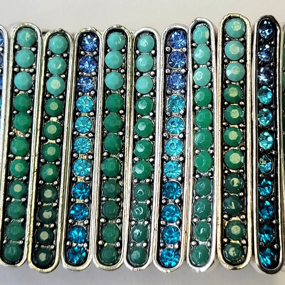 Blue Stretchable Bracelet - Picture 4 of 11